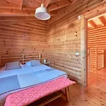 & Golf Retreat W Amazing Pool, By Timecooler * Aroeira (Setubal)