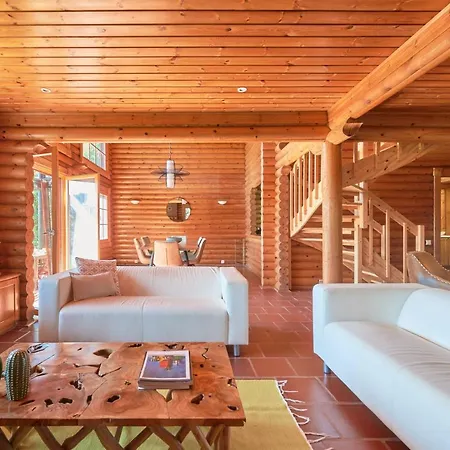 & Golf Retreat W Amazing Pool, By Timecooler Villa Aroeira (Setubal)