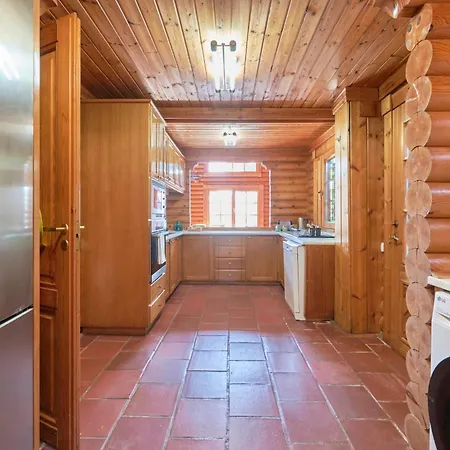 & Golf Retreat W Amazing Pool, By Timecooler Aroeira (Setubal)